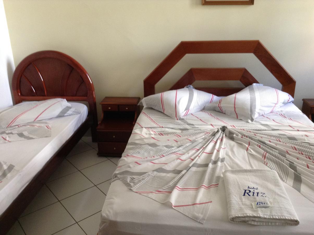 Ritz Hotel Santos  Eksteriør billede